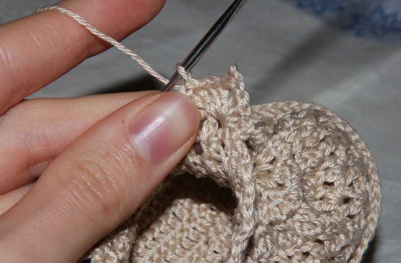 Пинетки крючком для новорожденных