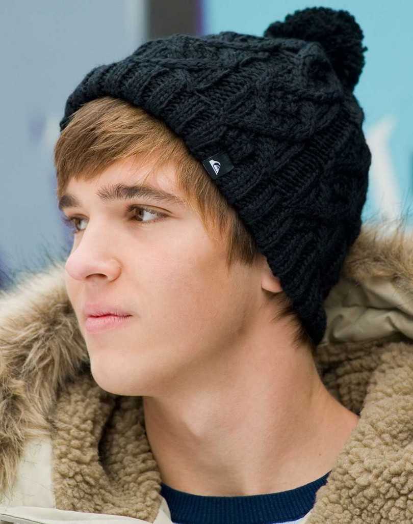 Мужская шапка спицами (110 фото): схемы с описанием и пошаговыми инструкциями