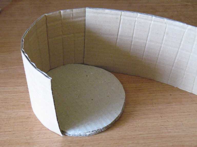 Поделки из картона - 122 идеи, что можно сделать из цветной бумаги для детей