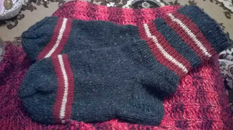 Носочки на двух спицах с описанием