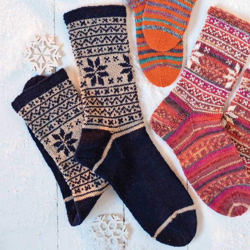 Носочки на двух спицах с описанием