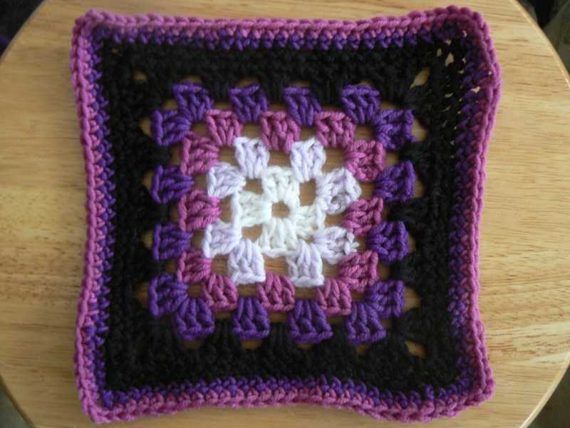 Манишка спицами