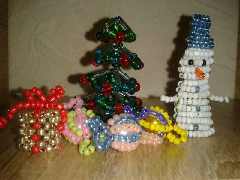 Учимся делать бисероплетение своими руками поэтапно: легкий мастер-класс для начинающих