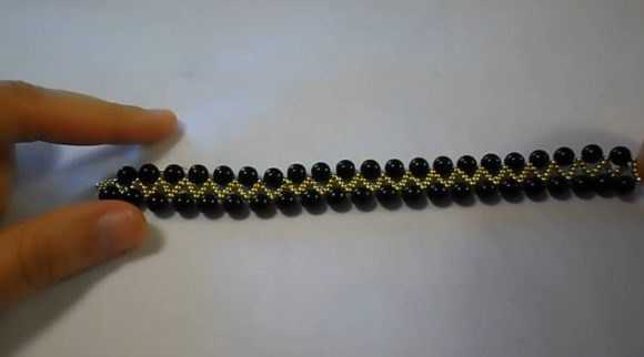 Браслеты из бисера - обзоры лучших вариантов самодельных браслетов из бисера