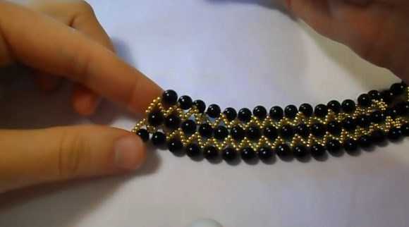 Браслеты из бисера - обзоры лучших вариантов самодельных браслетов из бисера