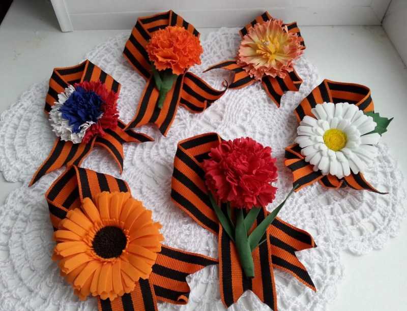 Цветы из фоамирана