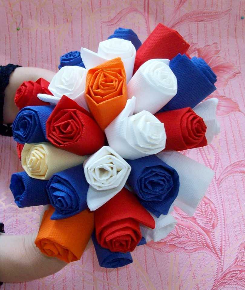 Цветы из салфеток своими руками для начинающих: пошаговый мастер класс с фото и видео