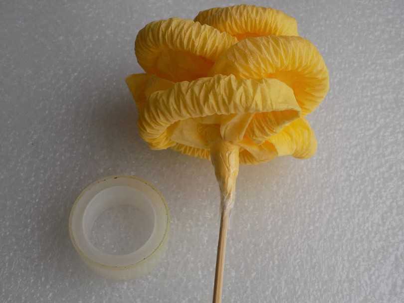 Цветы из салфеток своими руками для начинающих: пошаговый мастер класс с фото и видео