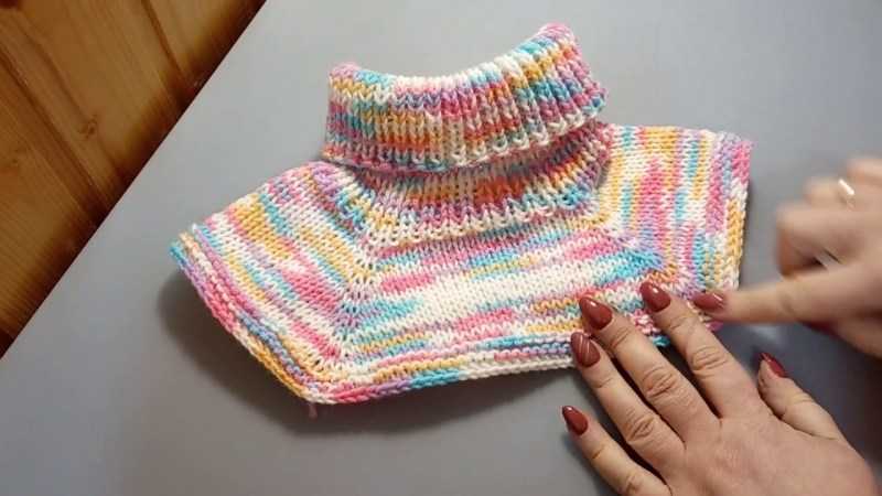 Манишка спицами