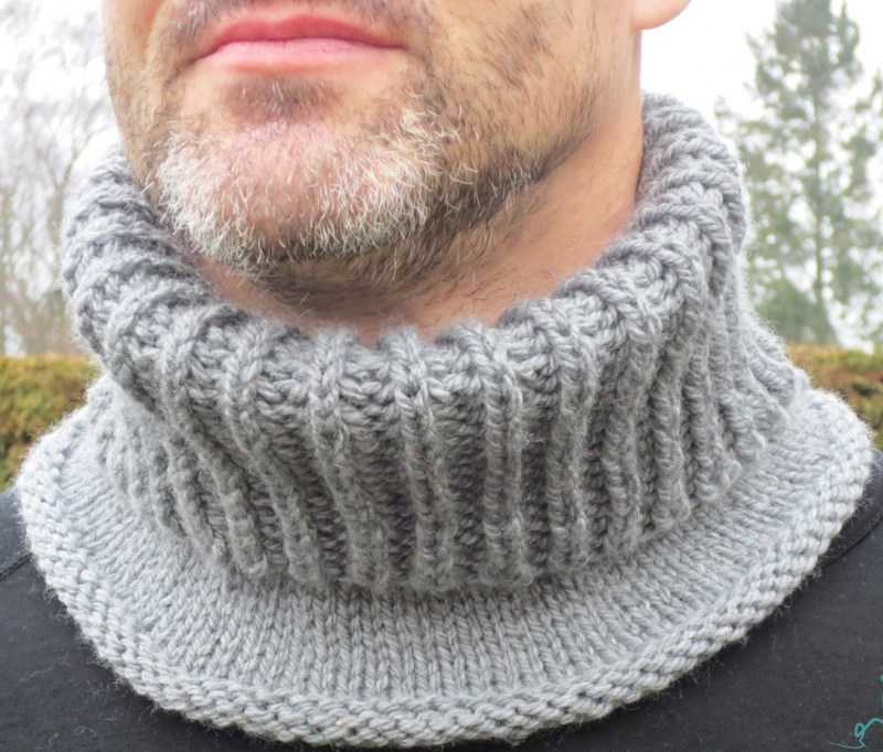 Манишка спицами