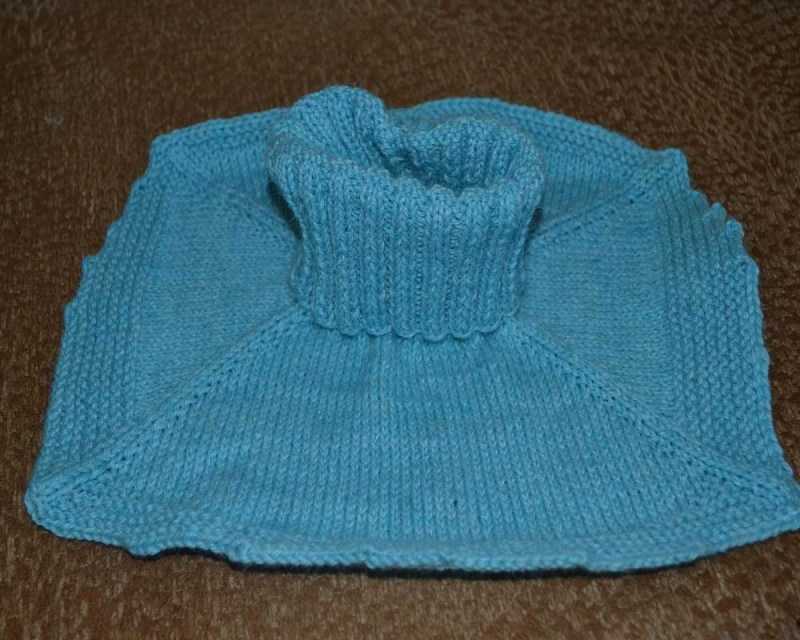 Манишка спицами