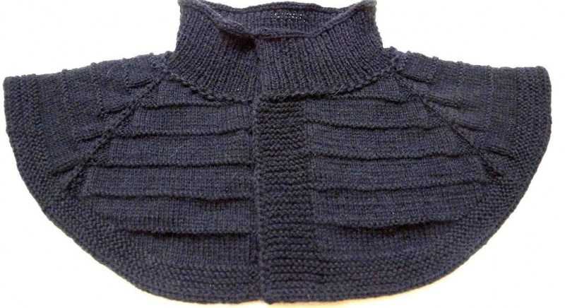 Манишка спицами