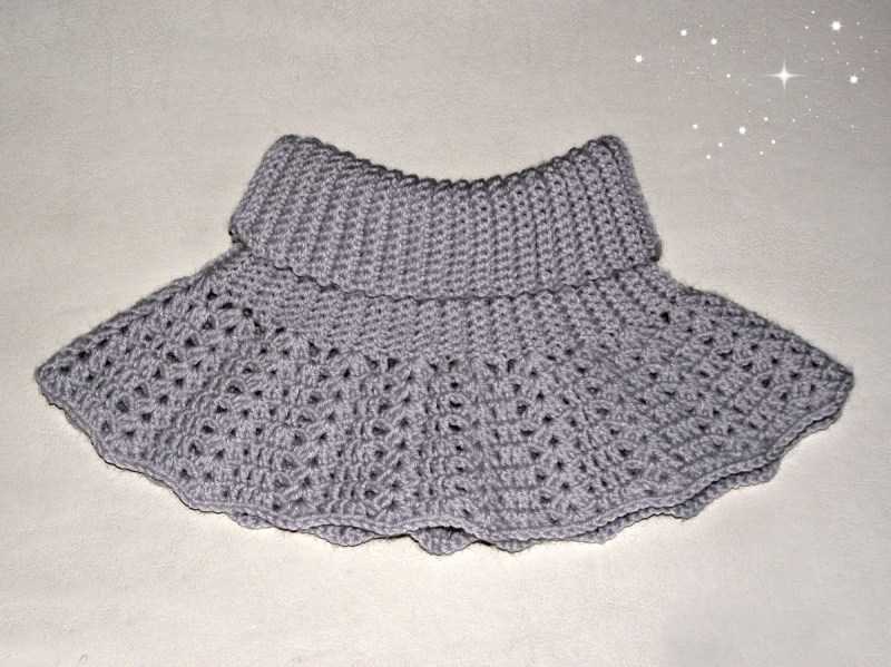 Манишка спицами