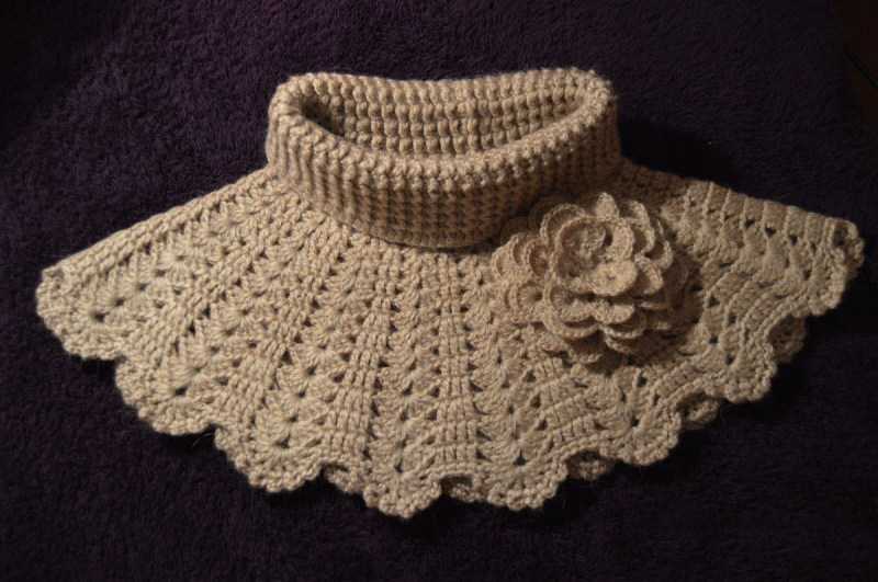 Манишка спицами