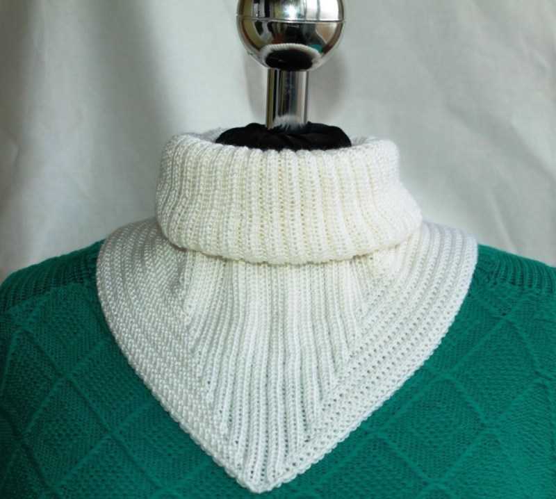 Манишка спицами