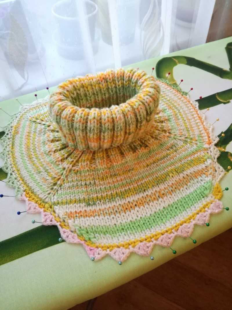 Манишка спицами