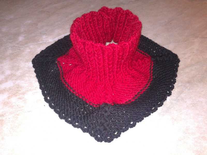 Манишка спицами