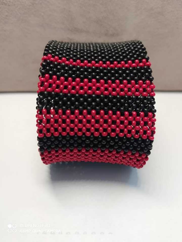 Браслеты из бисера - обзоры лучших вариантов самодельных браслетов из бисера