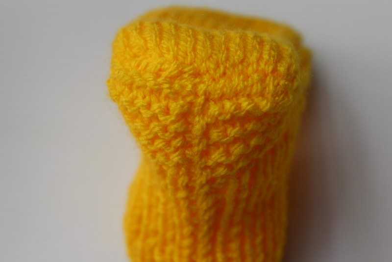 Пинетки спицами для новорожденных : схемы и описание для начинающих с фото