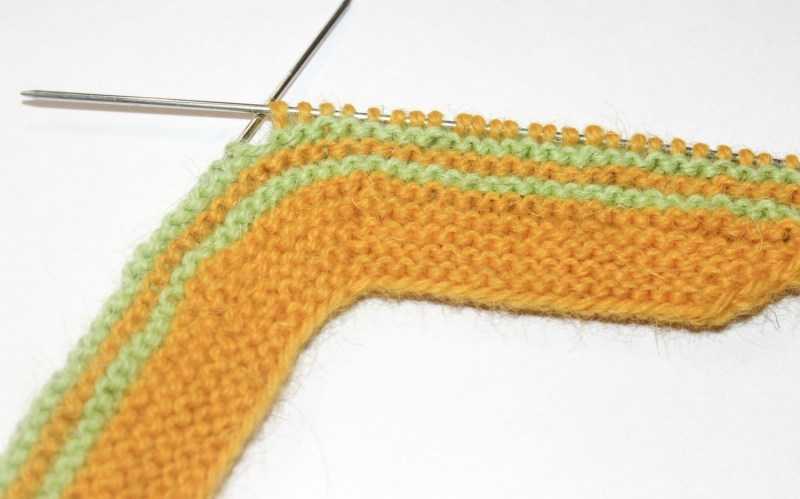 Пинетки спицами для новорожденных : схемы и описание для начинающих с фото