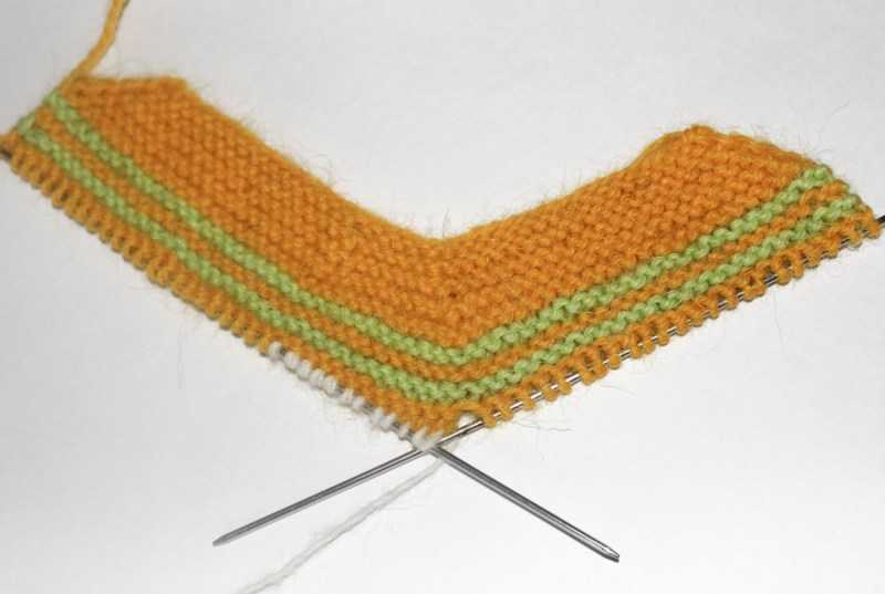 Пинетки спицами для новорожденных : схемы и описание для начинающих с фото