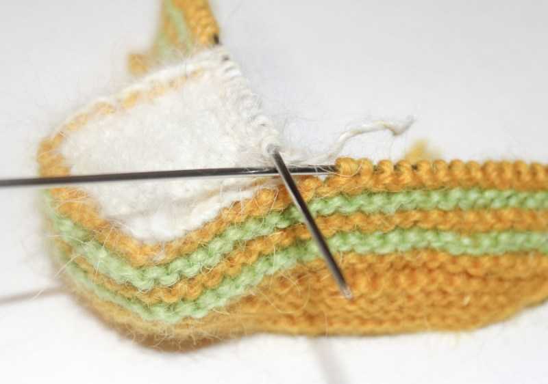 Пинетки спицами для новорожденных : схемы и описание для начинающих с фото