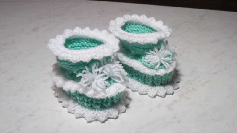 Пинетки спицами для новорожденных : схемы и описание для начинающих с фото