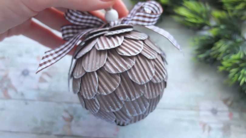 Поделки из картона - 122 идеи, что можно сделать из цветной бумаги для детей