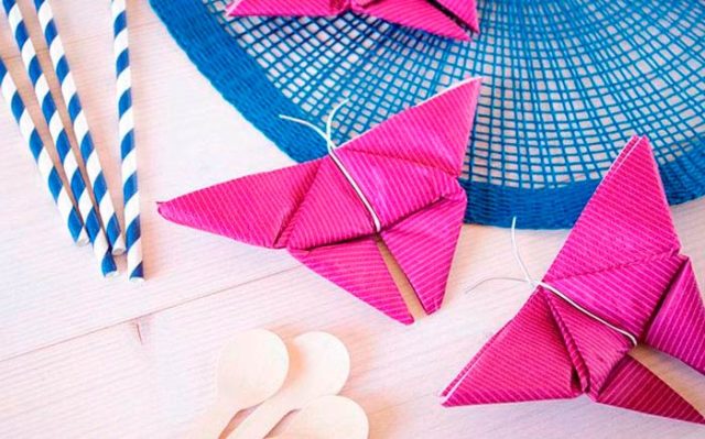 Бабочки из салфеток