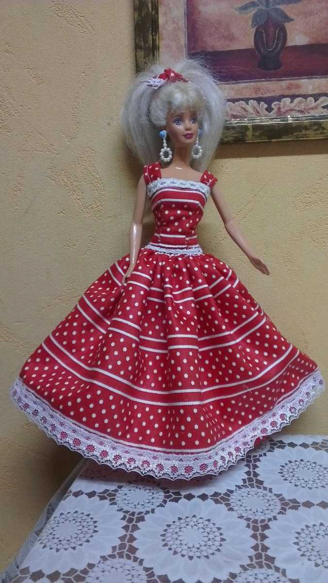 Одежда для кукол своими руками: фасоны, шаблоны, выкройки для начинающих