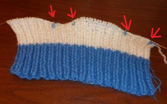 Манишка спицами