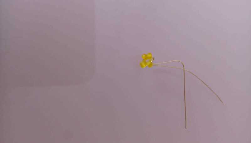 Учимся делать бисероплетение своими руками поэтапно: легкий мастер-класс для начинающих