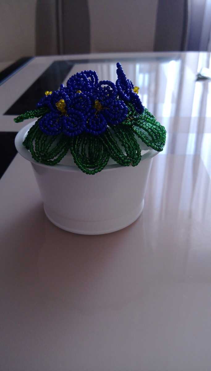 Учимся делать бисероплетение своими руками поэтапно: легкий мастер-класс для начинающих