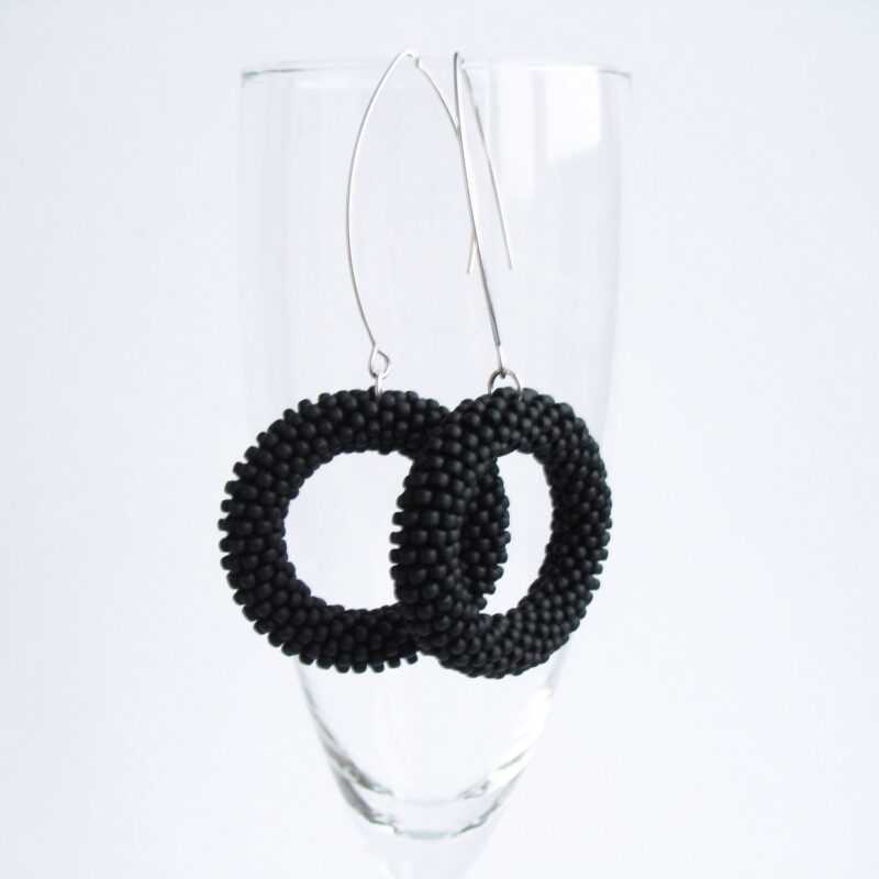 Учимся делать бисероплетение своими руками поэтапно: легкий мастер-класс для начинающих