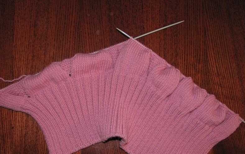 Манишка спицами