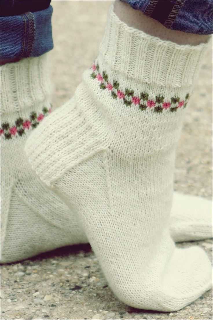 Как вязать носки спицами: схемы для начинающих пошагово