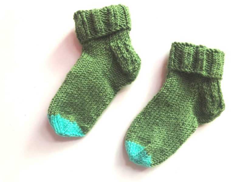 Как вязать носки спицами: схемы для начинающих пошагово