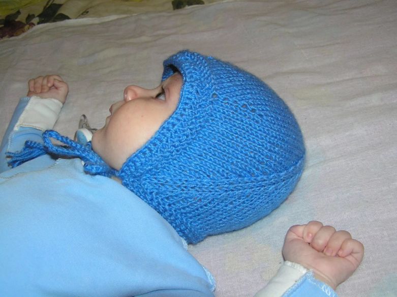 Схемы вязания крючком колпаков с описанием