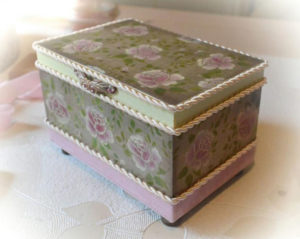 Шкатулка своими руками пошагово (110 фото): мастер-класс создания поделки из дерева, коробки, картона