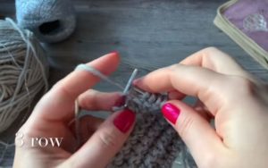 Как вязать платочную вязку по схемам круговыми и обычными спицами для начинающих