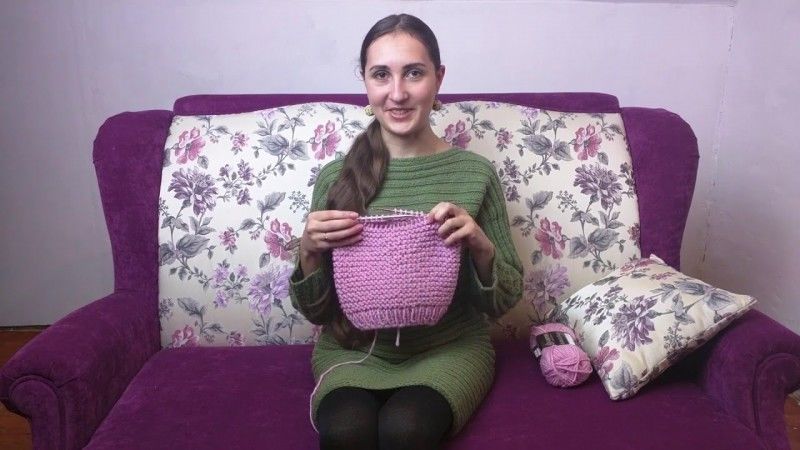 Как вязать платочную вязку по схемам круговыми и обычными спицами для начинающих