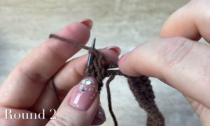 Как вязать платочную вязку по схемам круговыми и обычными спицами для начинающих