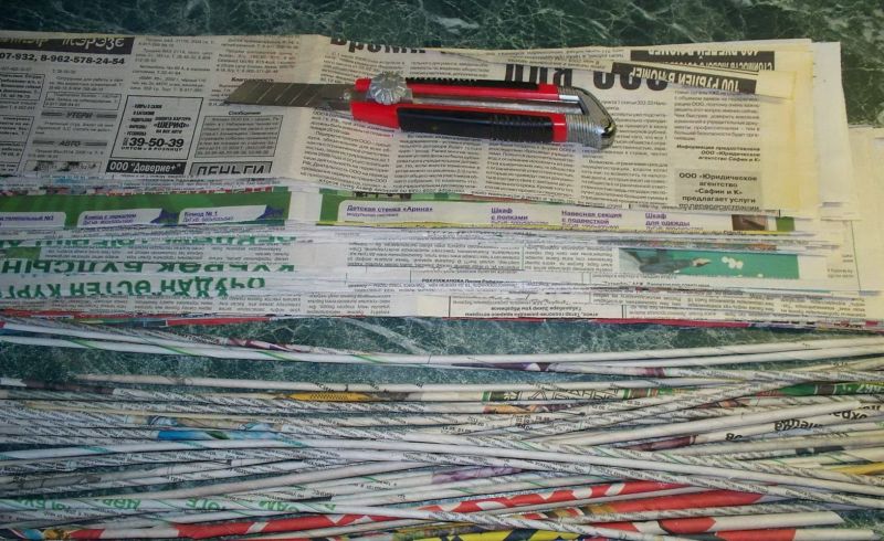 Плетение из газетных трубочек для начинающих: пошаговое описание создания простых и красивых поделок