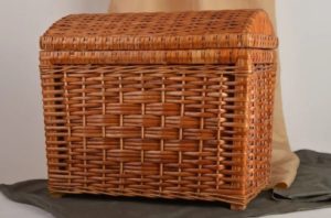 Плетение из газетных трубочек для начинающих: пошаговое описание создания простых и красивых поделок