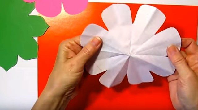 Аппликация из бумаги: шаблоны и схемы для самых маленьких