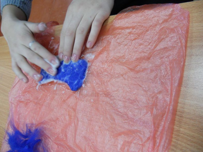 Фелтинг: пошаговое валяние из шерсти для начинающих