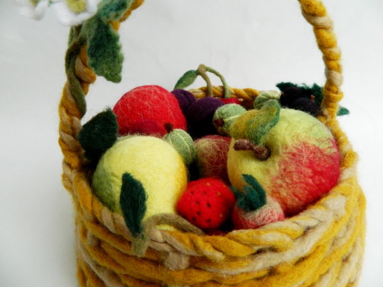 Фелтинг: пошаговое валяние из шерсти для начинающих