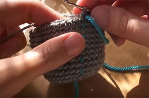 Вязание крючком для начинающих - схемы с подробным описанием, фото и видео