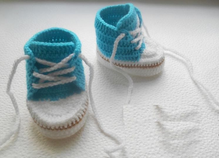 Пинетки спицами для новорожденных : схемы и описание для начинающих с фото