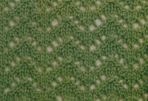 Волнистый ажурный узор